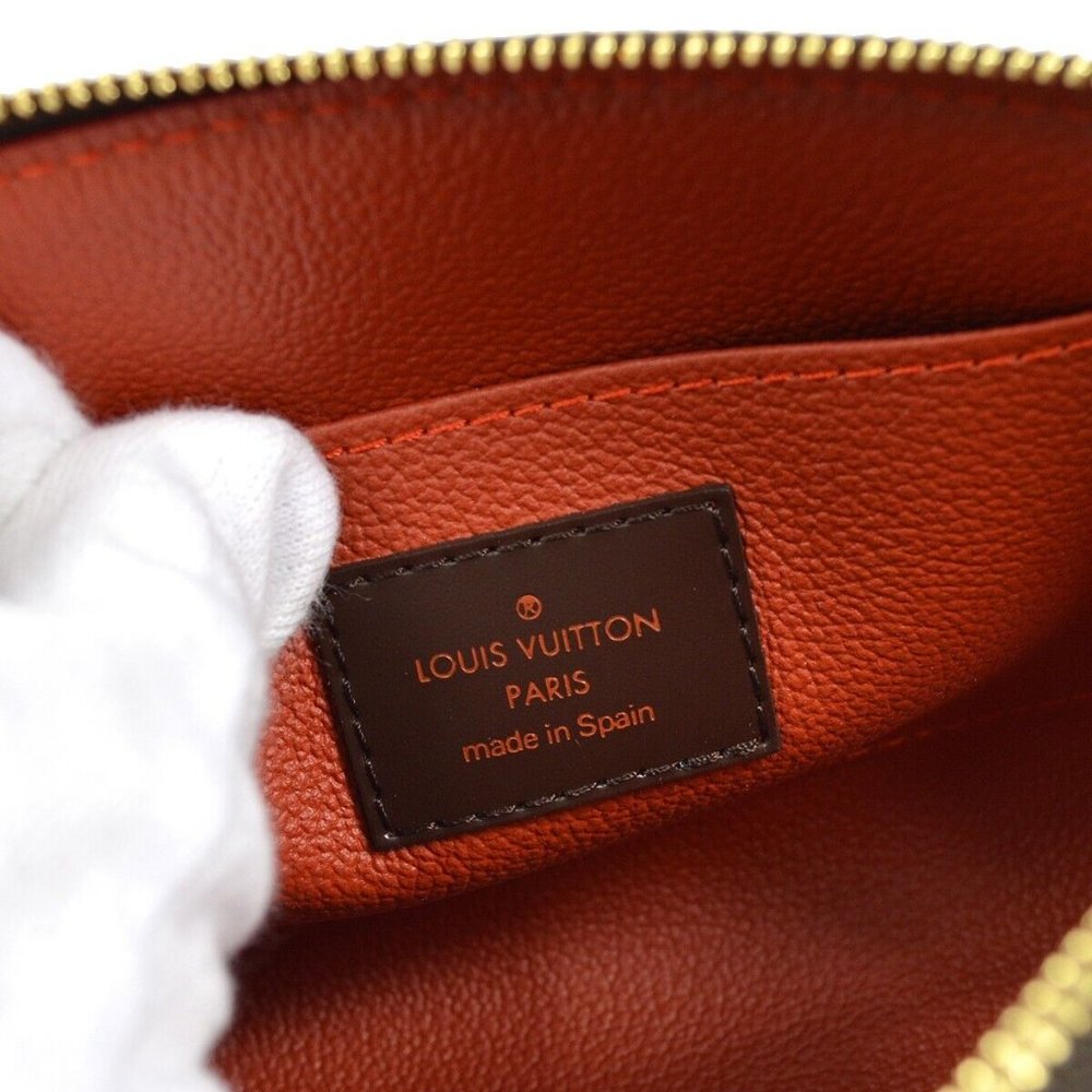 Authenticity Guaranteed LOUIS VUITTON COSMETIC BAG - Picture 5 of 8